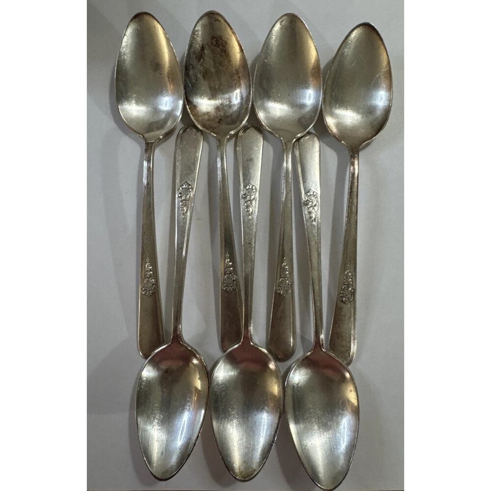 7 Tablespoons Holmes & Edwards Youth International Silverplate Flatware